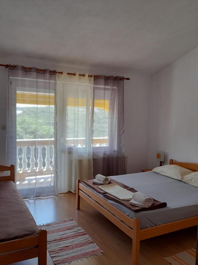 Apartman Karin 2 Appartement Senj  Buitenkant foto