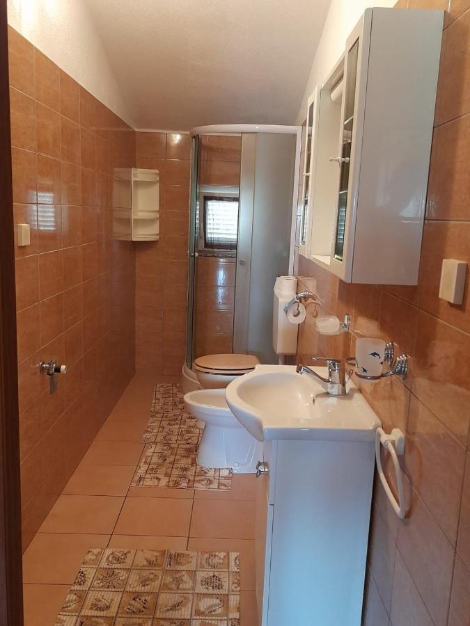 Apartman Karin 2 Appartement Senj  Buitenkant foto